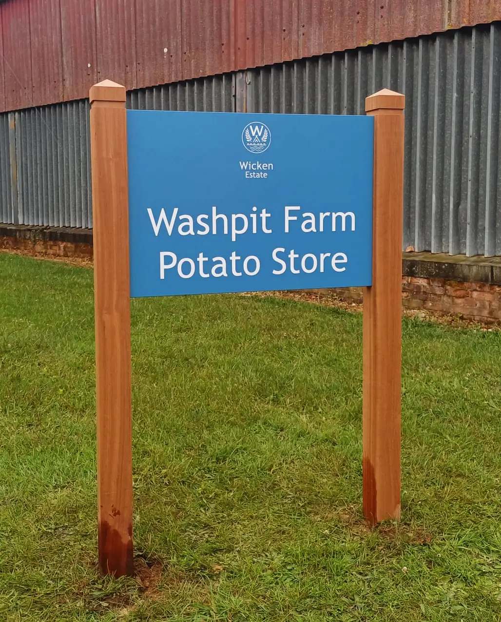 Soanes Signs of Norwich - Specialist Timber Signage - Work Example 55